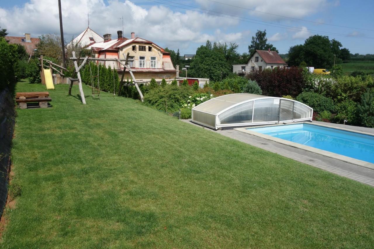 Pod Lipou Hotel Dolni Brusnice ภายนอก รูปภาพ