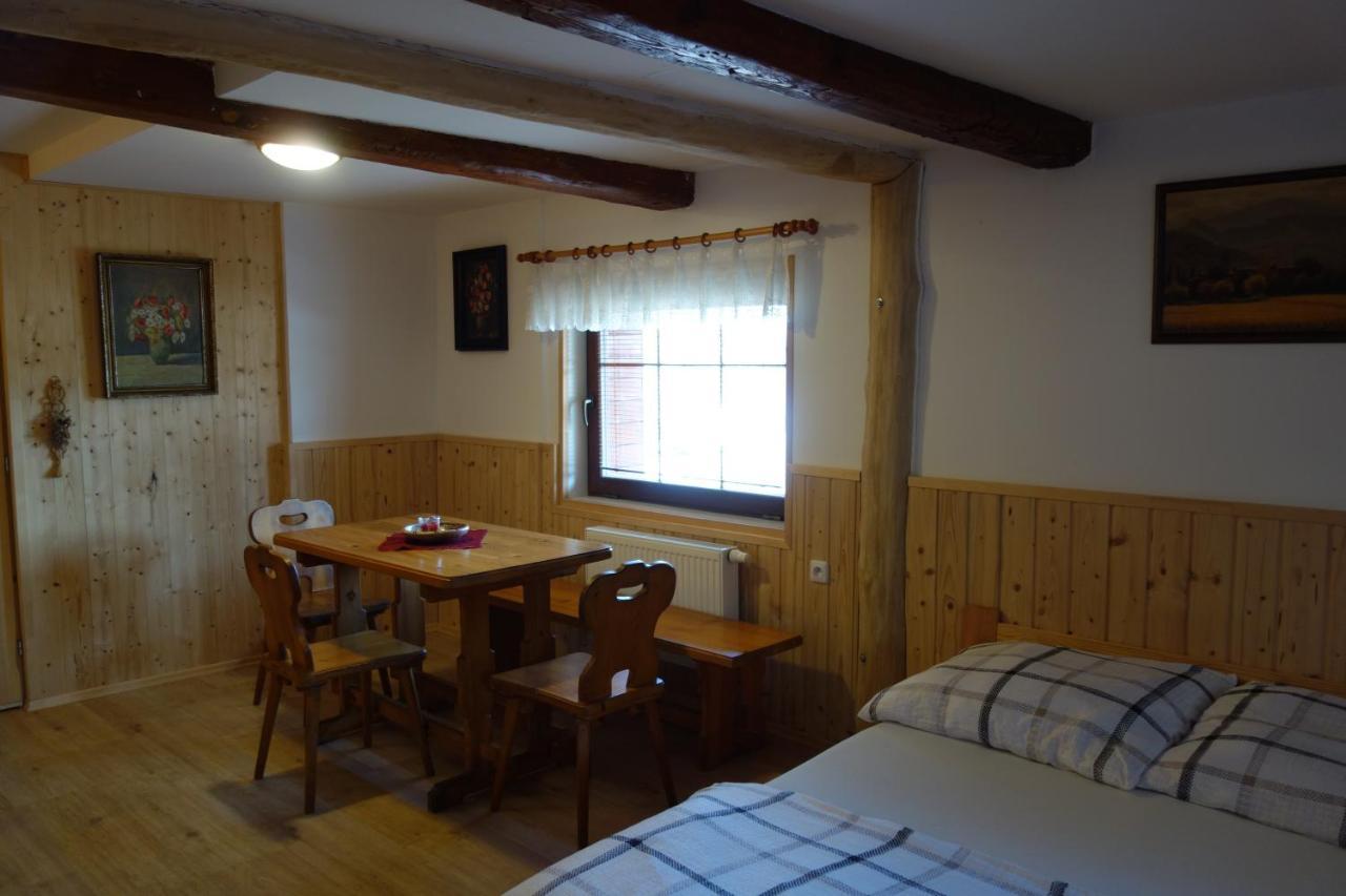 Pod Lipou Hotel Dolni Brusnice ภายนอก รูปภาพ