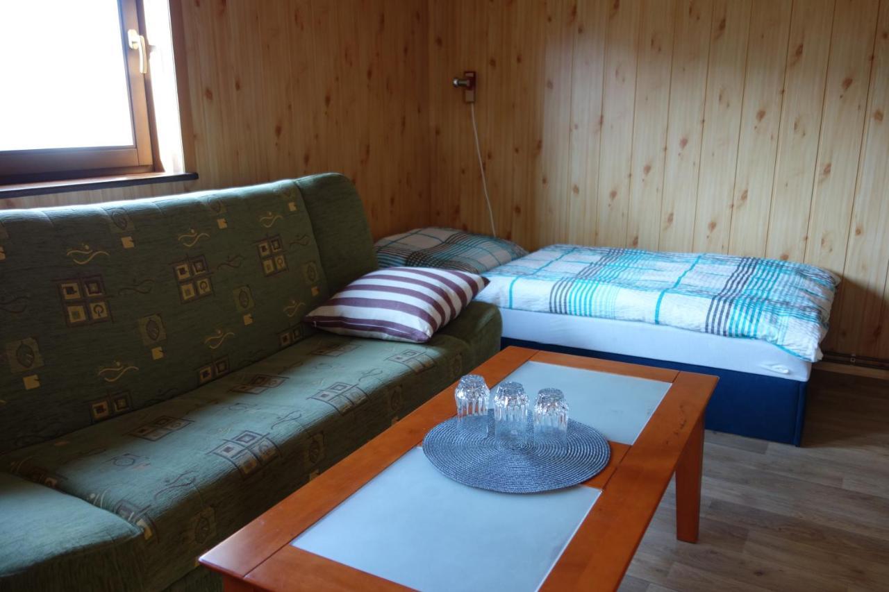 Pod Lipou Hotel Dolni Brusnice ภายนอก รูปภาพ