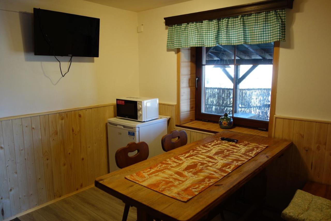 Pod Lipou Hotel Dolni Brusnice ภายนอก รูปภาพ