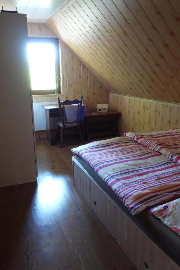 Pod Lipou Hotel Dolni Brusnice ภายนอก รูปภาพ